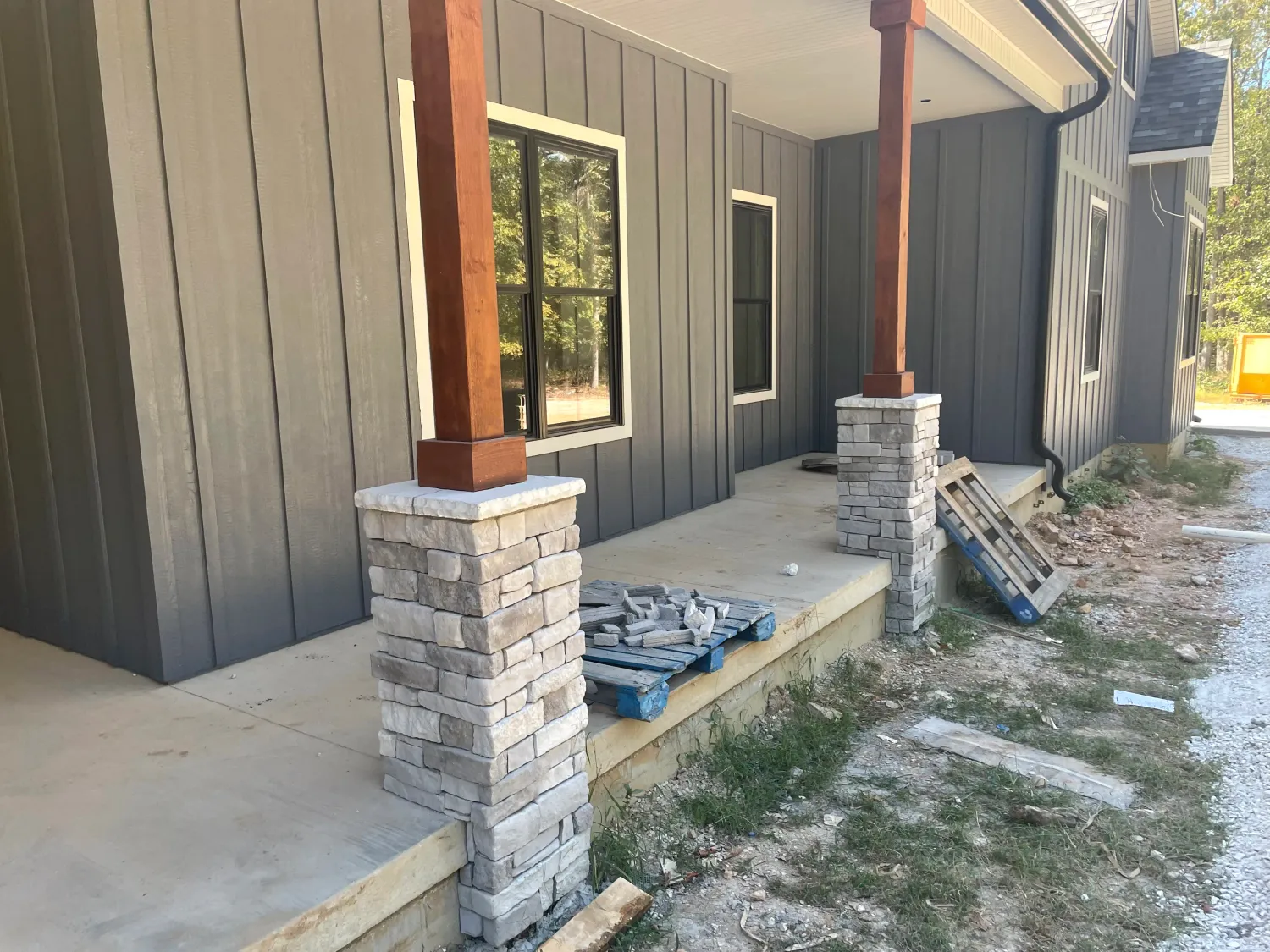 Post Decorators - Joplin, Mo