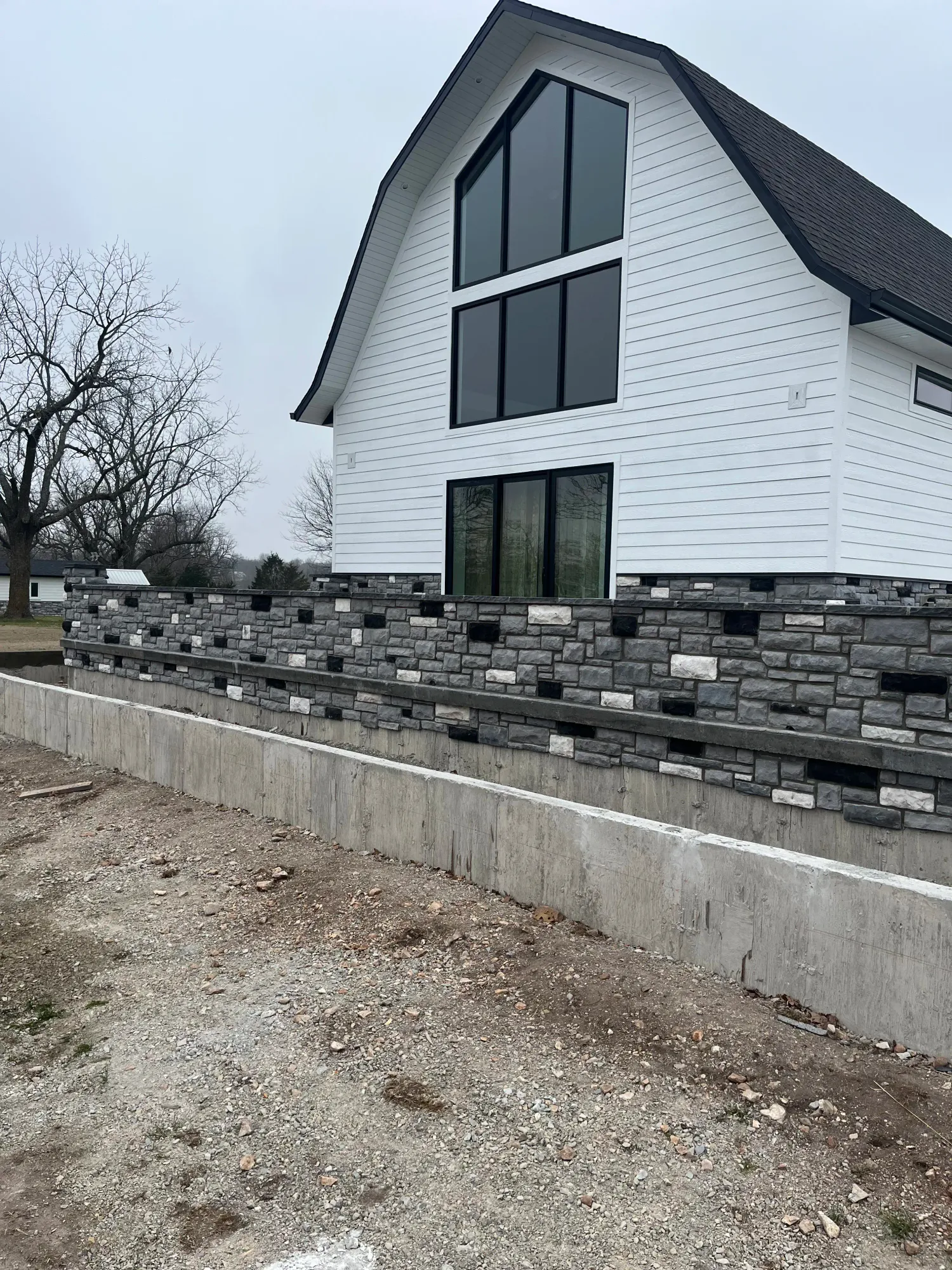 Decorative stone veneer - Mt Vernon, Mo