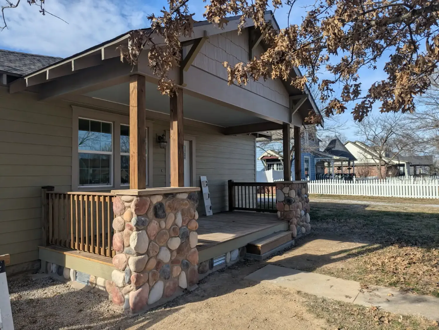 Porch Features